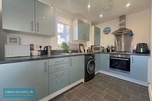Kitchen- click for photo gallery